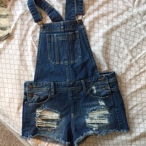 NWOT Forever 21 denim overalls